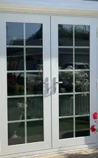 نصب انواع درب و پنجره upvc و الومینیوم