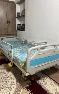 تخت برقی سه شکن