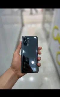 پوکو f3