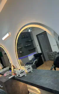 فروش فوری اینه در حدنو کاملا سالم