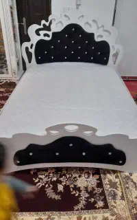 تخت دونفره