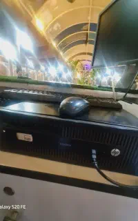 یک عدد دستگاه کامپیوتر .به همراه چهار عددپیرینتر