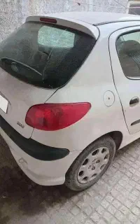 اجاره انواع خودرو سواری بدون راننده
