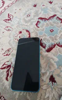 یک عدد گوشی ردمی ۹