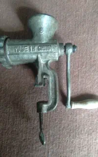 چرخ گوشت دستی