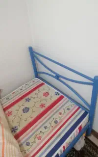 تخت فلزی در حد نو واقعا تمیز