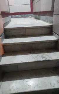 نظافت راه پله