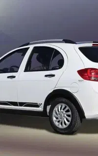 کوئیک R دنده ای ۱۴۰۰ سفید مشکی