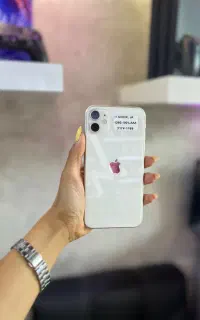آیفون ۱۱ نرمال
