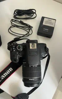 Canon EOS 700D دوربین