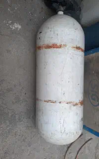 گاز cng 12کیلویی پژو و پرایدو درحد.. با قطعات کامل