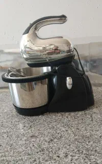 همزن برقی سالم