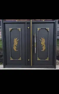 درب اهنی خانه حیاط پنجره