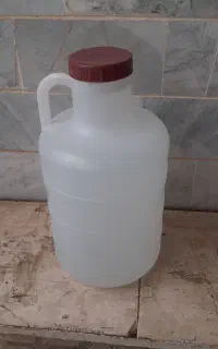 دبه‌ی پلاستیکی