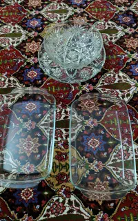 سالاد خوری و کاسه، بشقاب