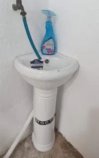 روشویی سه گوش