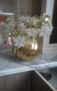 گل و گلدون