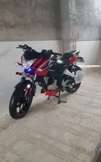 آن اس 200