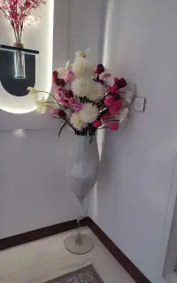گل و گلدان