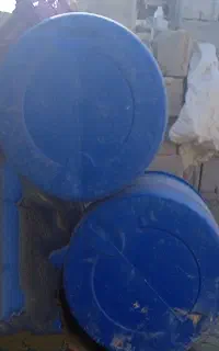 دو عدد بشکه پلاستیکی