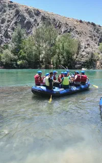 قایق سواری رفتینگ برگزاری تور