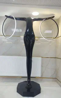 دکور و آباژور شیک فیگور انسان