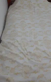 تخت خواب و تشک