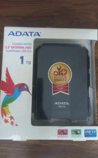 هارد اکسترنال ADATA 1TB مشکی بسیار تمیز کم‌کارکرد