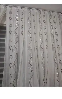 پرده حریر ۱۲متری پلیسه دوختم برای پنجره ۴متری خوبه