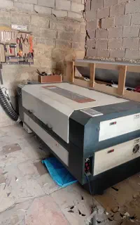دستگاه لیزر غیر فلزات co2