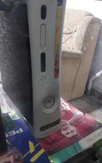 Xbox 360Elite 256 gig دو دسته
