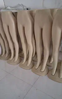 مانکن پا زنانه
