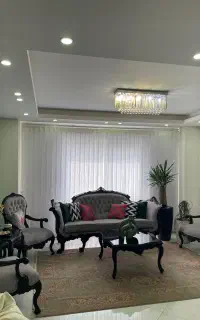 مبل و غذا خوری و میز جلو مبلی