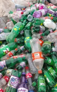 خرید وفروش ضایعات شیشه نوشابه یکبار مصرف
