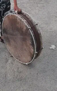 طبل پوستی