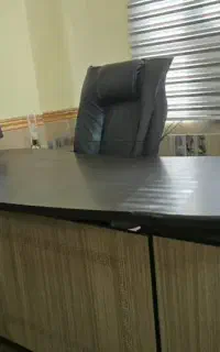 میز و صندلی مدیریتی و میز کنفرانس