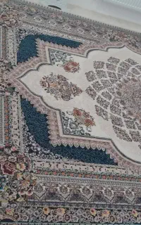 دو تخته فرش ۹ متری در حد نو