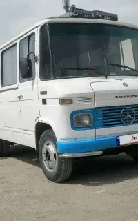 مینی بوس بنز ۷۹ زیرخاکی