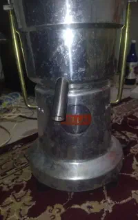 آبمیوه گیری صنعتی