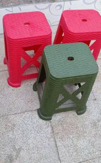 صندلی پلاستیکی