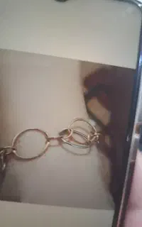 گم شدن دست بند طلا