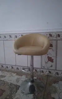 صندلی کمک دار