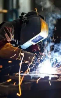 جوشکاری انواع سازهای ساختمانی وتاسیسات