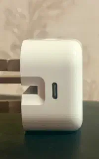 کله‌گی شارژر آیفون