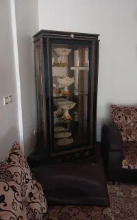 یک عدد بوفه در حد نو بعلت کمبود جا