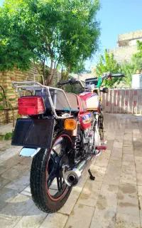 موتور سیکلت 200 همتاز