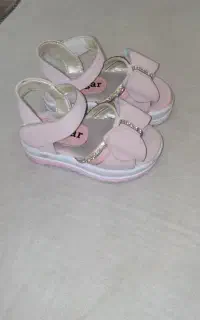 ۴ جفت کفش بچگانه کاملا نو