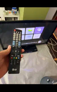 تلوزیون LCD