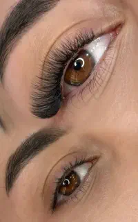 خدمات تخصصی اکستنشن مژه و لیفت ابرو