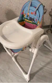 صندلی غذا در حد نو